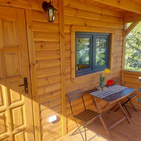 Pod Sumakiem * Pszczółki